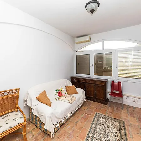 Beautiful In Okrug Gornji Holiday home Trogir