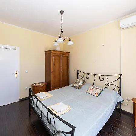 Beautiful In Okrug Gornji Holiday home Trogir